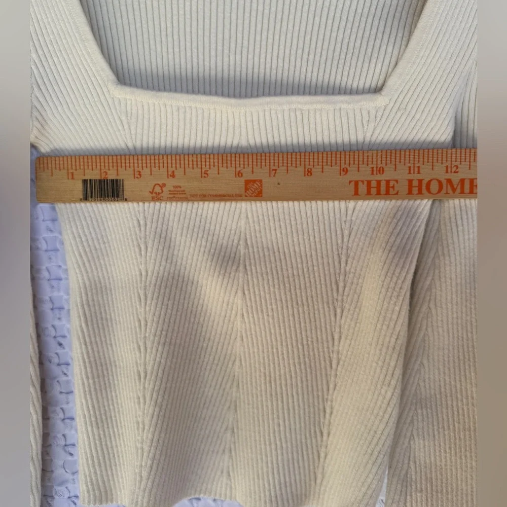 Hollister Cream Ribbed Knit Sweater Bell Sleeve Square‎ Neck Top L